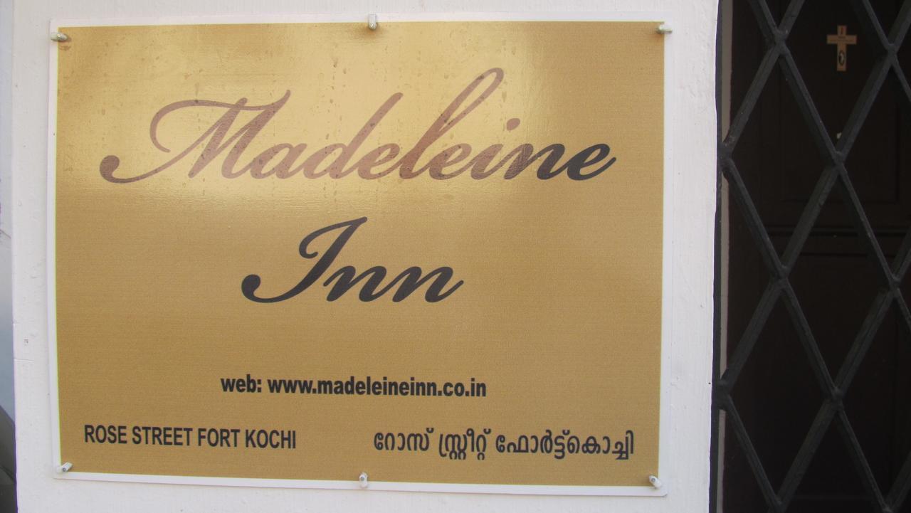 Madeleine Inn Kochi Buitenkant foto